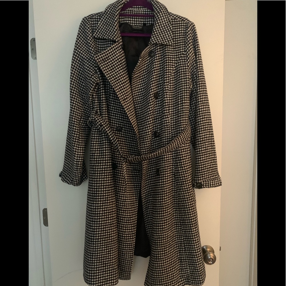 Voodoo vixen black and white coat.